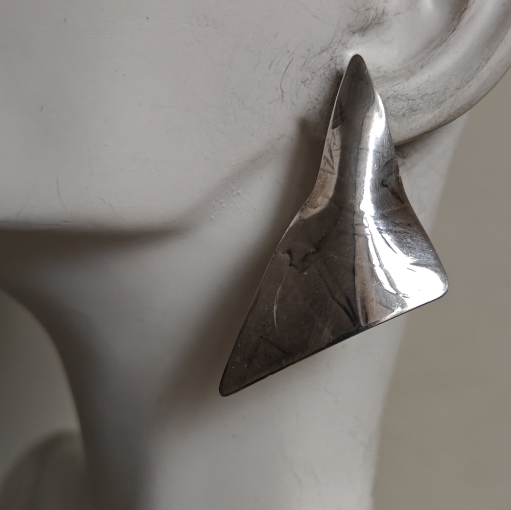 Vintage Modernist Sterling Silver Sculptured Triangle Earrings By LAC
